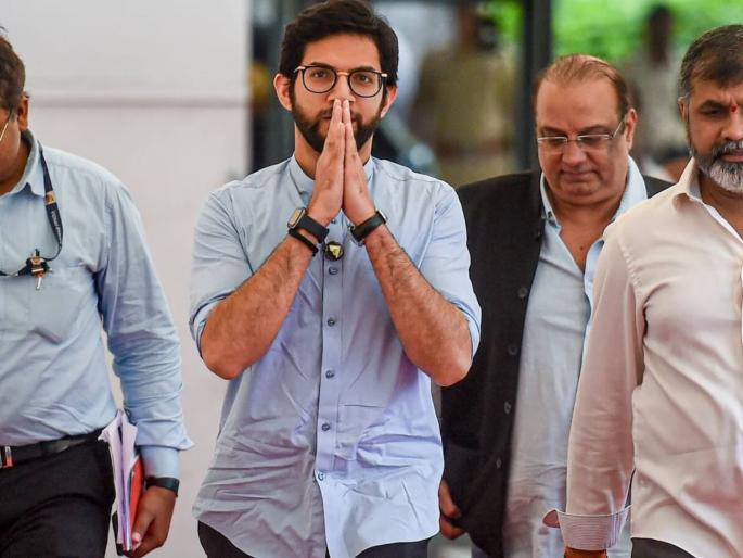 Aditya Thackeray's confidant Amey Ghole resigns, leaves Yuva Sena | आदित्य ठाकरेंच्या विश्वासू शिलेदाराचा राजीनामा; युवासेनेला अखेरचा जय महाराष्ट्र Aditya Thackeray's confidant Amey Ghole resigns, leaves Yuva Sena | आदित्य ठाकरेंच्या विश्वासू शिलेदाराचा राजीनामा; युवासेनेला अखेरचा जय महाराष्ट्र
