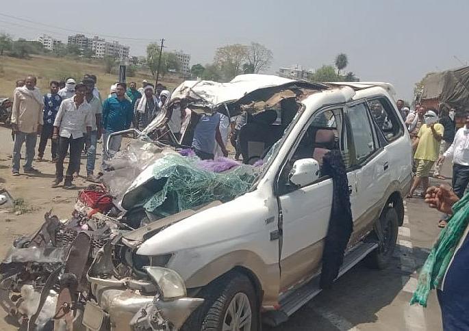 four dies in collision between truck and tavera car on nagpur highway | रविवार ठरला अपघात वार; अमरावतीत दोन अपघातांत चिमुकल्यासह पाच ठार, सहा जखमी