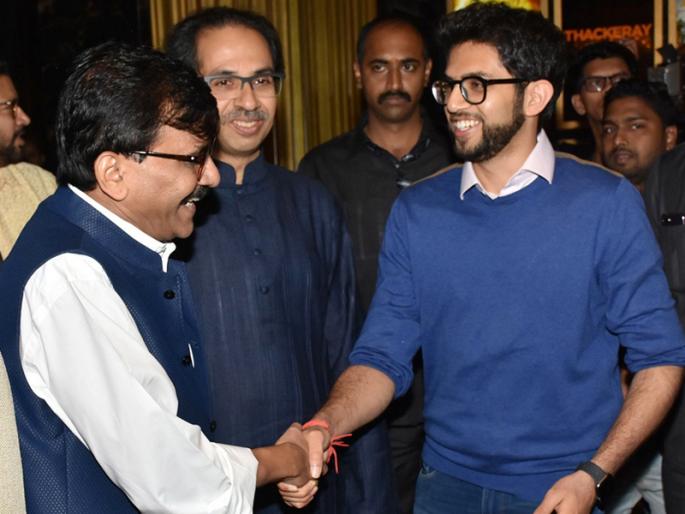 Vidhan Sabha Election 2019: Shiv Sena MP Sanjay Raut praises Aaditya Thackeray, taunts BJP | Video: ...मग आम्हीही म्हणू 'हाउडी अॅडी'; संजय राऊत थेट पोहोचले अमेरिकेला! Vidhan Sabha Election 2019: Shiv Sena MP Sanjay Raut praises Aaditya Thackeray, taunts BJP | Video: ...मग आम्हीही म्हणू 'हाउडी अॅडी'; संजय राऊत थेट पोहोचले अमेरिकेला!