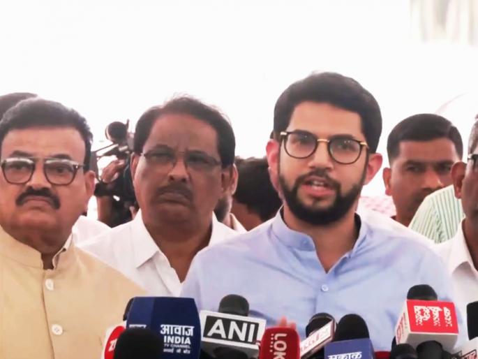 aaditya thackeray criticized on nagpur violence and said bjp wants to make maharashtra manipur | “भाजपाला महाराष्ट्राचा मणिपूर करायचाय”; नागपूर हिंसाचारावरुन आदित्य ठाकरेंची टीका aaditya thackeray criticized on nagpur violence and said bjp wants to make maharashtra manipur | “भाजपाला महाराष्ट्राचा मणिपूर करायचाय”; नागपूर हिंसाचारावरुन आदित्य ठाकरेंची टीका
