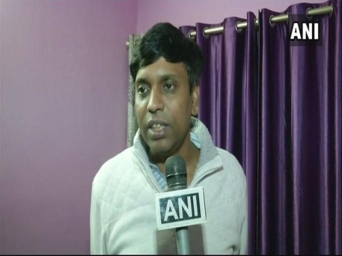 Fortis Hospital offered 25 lakhs to stop legal action; | फोर्टिस हॉस्पिटलने कायदेशीर कारवाई थांबविण्यासाठी दिली 25 लाखांची ऑफर, आद्याच्या वडिलांचा दावा Fortis Hospital offered 25 lakhs to stop legal action; | फोर्टिस हॉस्पिटलने कायदेशीर कारवाई थांबविण्यासाठी दिली 25 लाखांची ऑफर, आद्याच्या वडिलांचा दावा