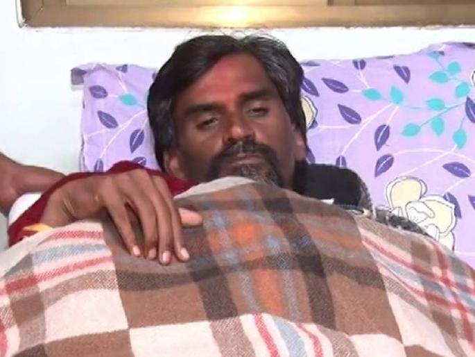 Maratha Reservation: While giving a speech, suddenly Manoj Jarange Patil's health deteriorated; admitted to hospital | भाषण करता करता अचानक मनोज जरांगे पाटलांची तब्येत ढासळली; हॉस्पिटलमध्ये दाखल Maratha Reservation: While giving a speech, suddenly Manoj Jarange Patil's health deteriorated; admitted to hospital | भाषण करता करता अचानक मनोज जरांगे पाटलांची तब्येत ढासळली; हॉस्पिटलमध्ये दाखल
