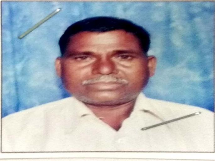 farmers attempt to suicide in the bank for the demand of crop loan | पिक कर्जाच्या मागणीसाठी शेतकऱ्याने बँकेतच केले विष प्राशन