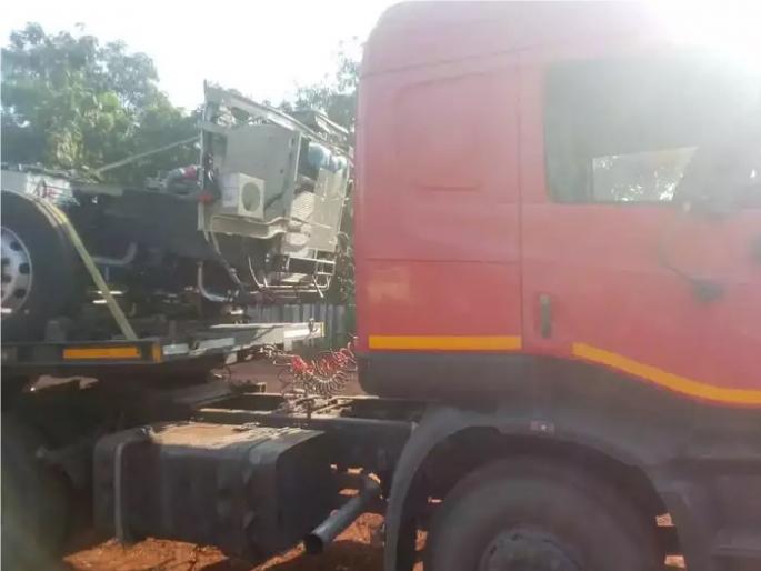 Woman killed in accident at Anjawari Ghat | Ratnagiri: आंजणारी घाटात भरधाव कंटेनरने चिरडले, महिला जागीच ठार