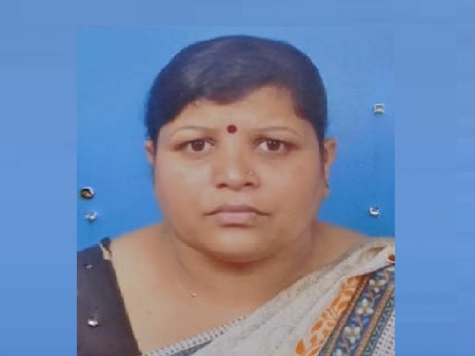 A woman died due to electric shock in Ajraja, the woman who went to save the neighbor was fortunately saved | आजऱ्यात विजेचा शाॅक लागून महिलेचा मृत्यू, शेजारील वाचवायला गेलेली महिला सुदैवाने बचावली A woman died due to electric shock in Ajraja, the woman who went to save the neighbor was fortunately saved | आजऱ्यात विजेचा शाॅक लागून महिलेचा मृत्यू, शेजारील वाचवायला गेलेली महिला सुदैवाने बचावली