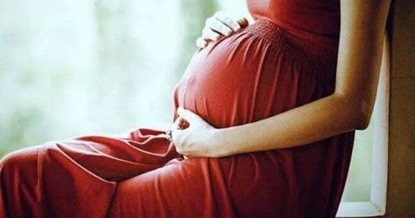 What is the age of delivery? There is also the possibility of life-threatening 'help syndrome' | हे काय प्रसूतीचे वय झाले? ‘हेल्प सिंड्रोम’ होऊन जिवाला धोका होण्याचीही शक्यता What is the age of delivery? There is also the possibility of life-threatening 'help syndrome' | हे काय प्रसूतीचे वय झाले? ‘हेल्प सिंड्रोम’ होऊन जिवाला धोका होण्याचीही शक्यता