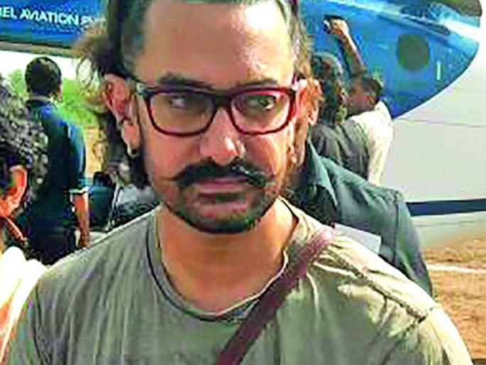 Need to stay active for water revolution - Aamir Khan | जलक्रांतीसाठी लोकचळवळ उभी राहणे गरजेचे - आमिर खान