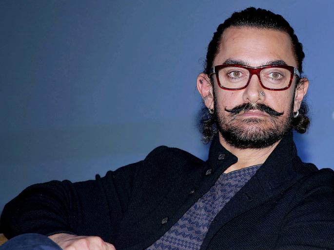 Teachers who taught Marathi to Aamir Khan passed away | आमिर खानला मराठी शिकवणाऱ्या शिक्षकांचे निधन Teachers who taught Marathi to Aamir Khan passed away | आमिर खानला मराठी शिकवणाऱ्या शिक्षकांचे निधन