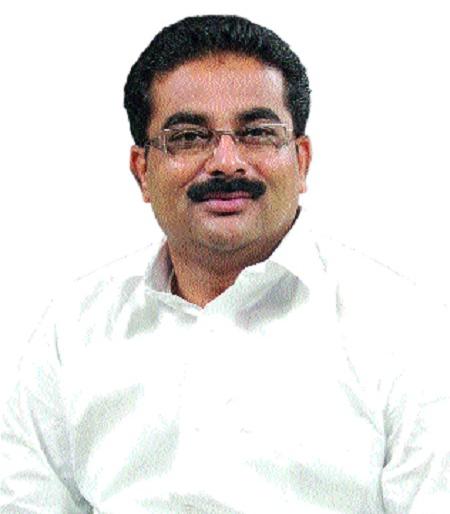 Vibhabebank's phone call and patience of the courageous 'steps': Debate increased under Congress | पृथ्वीबाबांचा फोन अन् धैर्यशिलांचे सावध ‘कदम’ : काँग्रेसअंतर्गत वाद वाढला Vibhabebank's phone call and patience of the courageous 'steps': Debate increased under Congress | पृथ्वीबाबांचा फोन अन् धैर्यशिलांचे सावध ‘कदम’ : काँग्रेसअंतर्गत वाद वाढला