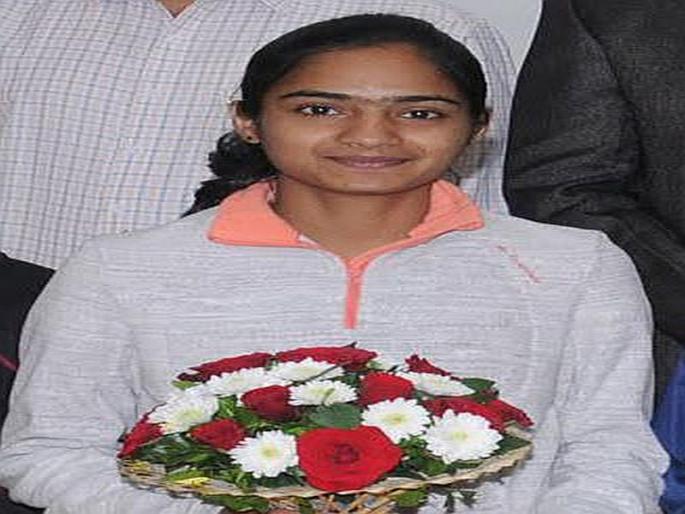'Don't have to worry about the floor': Aarti Patil, Thane Marathon winner | ‘राह पर दौडना हैं, मंजिल का सोचा नही’: ठाणे मॅरेथॉन विजेती आरती पाटील