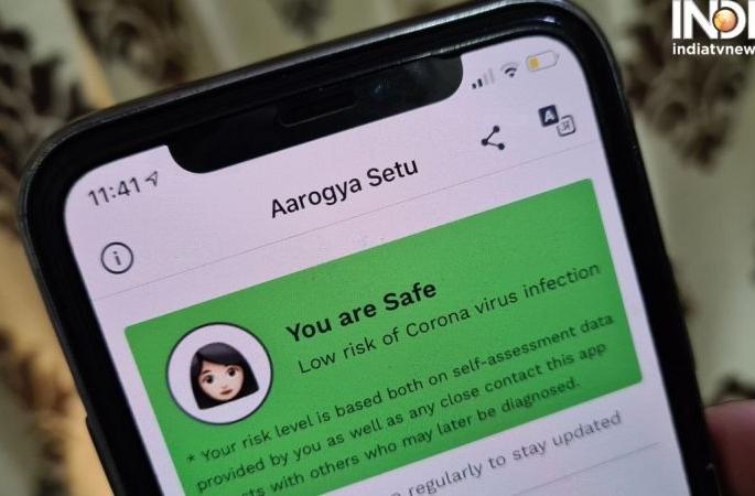 Arogya Setu app is used .. keep it away from children .. | आरोग्य सेतू अ‍ॅप वापरताय.. जरा मुलांपासून दूर ठेवा..