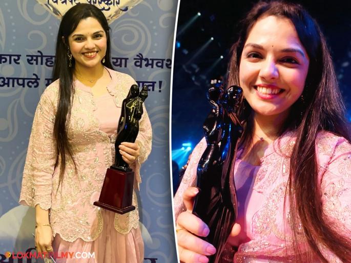 maharashtra state marathi films awards 2025 aarya ambekar receive best plaback singer award for bai ga song share post | आर्या आंबेकरला राज्य शासनाचा सर्वोत्कृष्ट गायिकेचा पुरस्कार प्रदान! भावना व्यक्त करत म्हणाली... maharashtra state marathi films awards 2025 aarya ambekar receive best plaback singer award for bai ga song share post | आर्या आंबेकरला राज्य शासनाचा सर्वोत्कृष्ट गायिकेचा पुरस्कार प्रदान! भावना व्यक्त करत म्हणाली...