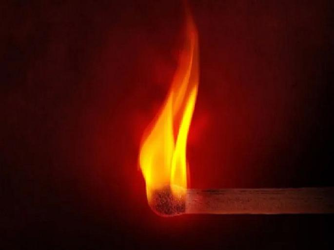 Self-immolation attempt for water; Incident at Shembalpimpri in Yavatmal | पाण्यासाठी आत्मदहनाचा प्रयत्न; यवतमाळच्या शेंबाळपिंपरीतील घटना Self-immolation attempt for water; Incident at Shembalpimpri in Yavatmal | पाण्यासाठी आत्मदहनाचा प्रयत्न; यवतमाळच्या शेंबाळपिंपरीतील घटना