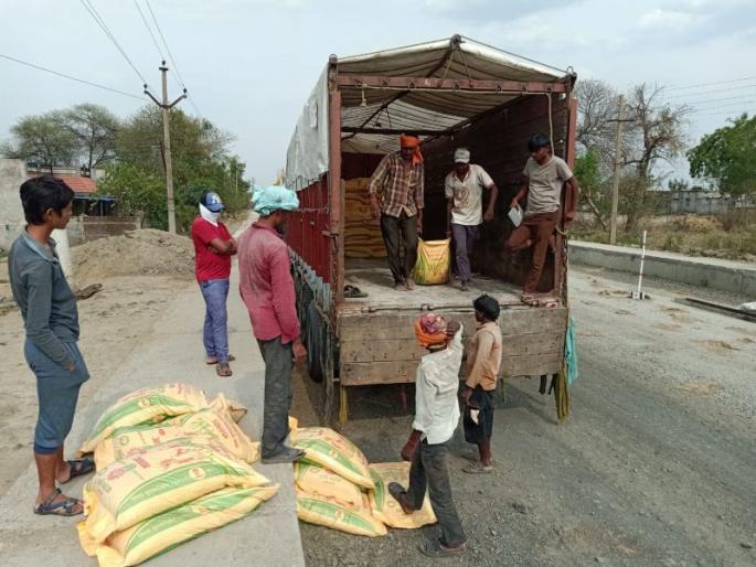 Farmer company contributes to agricultural planning! Supply of seed fertilizer through organizational building | शेतीच्या नियोजनाला शेतकरी कंपनीचा हातभार! संघटनात्मक बांधणीतून बियाणे खताचा पुरवठा
