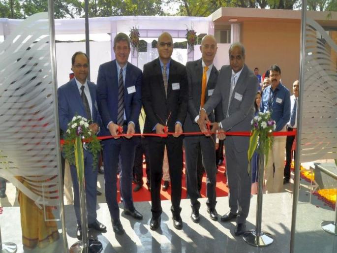 Due to the expansion of power equipment manufacturing industry, the inauguration of the new factory of ABB is strengthened by Make in Nashik. | वीज उपकरणनिर्मिती उद्योग विस्तारामुळे मेक इन नाशिकला बळ, एबीबीच्या नवीन कारखान्याचे उद्घाटन Due to the expansion of power equipment manufacturing industry, the inauguration of the new factory of ABB is strengthened by Make in Nashik. | वीज उपकरणनिर्मिती उद्योग विस्तारामुळे मेक इन नाशिकला बळ, एबीबीच्या नवीन कारखान्याचे उद्घाटन