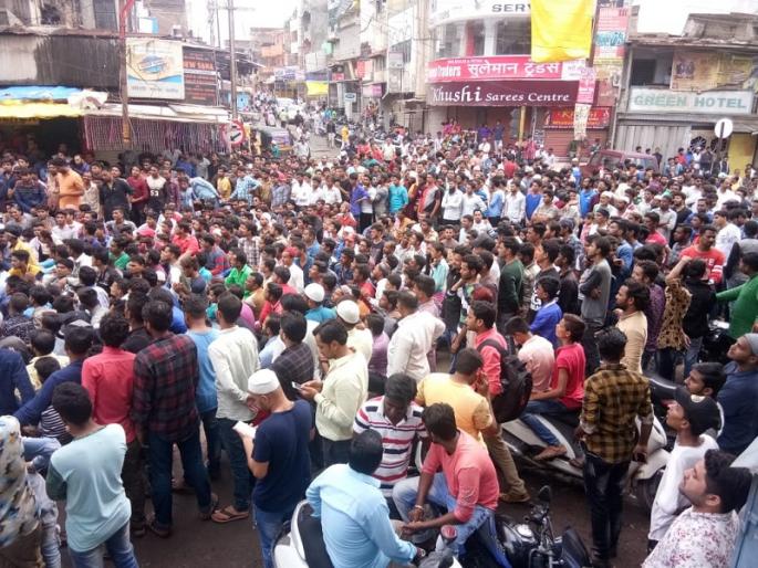 Aurangabad violence suspected arrested in another case, Tension in City Chowk | औरंगाबाद हिंसाचारातील आरोपींना दुसऱ्या गुन्ह्यात अटक, सिटी चौक भागात तणाव Aurangabad violence suspected arrested in another case, Tension in City Chowk | औरंगाबाद हिंसाचारातील आरोपींना दुसऱ्या गुन्ह्यात अटक, सिटी चौक भागात तणाव