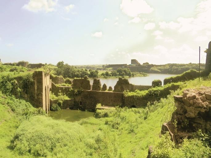 Naldurg: The unique example of medieval water engineering | नळदुर्ग : मध्ययुगीन जल अभियांत्रिकीचे विलक्षण उदाहरण Naldurg: The unique example of medieval water engineering | नळदुर्ग : मध्ययुगीन जल अभियांत्रिकीचे विलक्षण उदाहरण