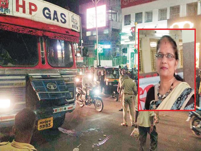 Couple crushed by speeding truck, woman dies on the spot after being dragged 15 feet, husband seriously injured | भरधाव ट्रकने दाम्पत्याला उडवले, १५ फूट फरफटत नेल्याने महिलेचा जागीच मृत्यू, पती जखमी Couple crushed by speeding truck, woman dies on the spot after being dragged 15 feet, husband seriously injured | भरधाव ट्रकने दाम्पत्याला उडवले, १५ फूट फरफटत नेल्याने महिलेचा जागीच मृत्यू, पती जखमी