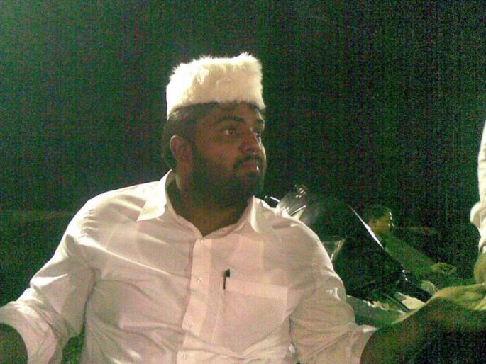 Ex-mayor of Malegaon abdul malik shot at midnight; Three shots were fired in the hotel, Abdul Malik injured | मालेगावच्या माजी महापौरांवर मध्यरात्री गोळीबार; हॉटेलमध्ये तीन गोळ्या झाडल्या, अब्दुल मलिक जखमी