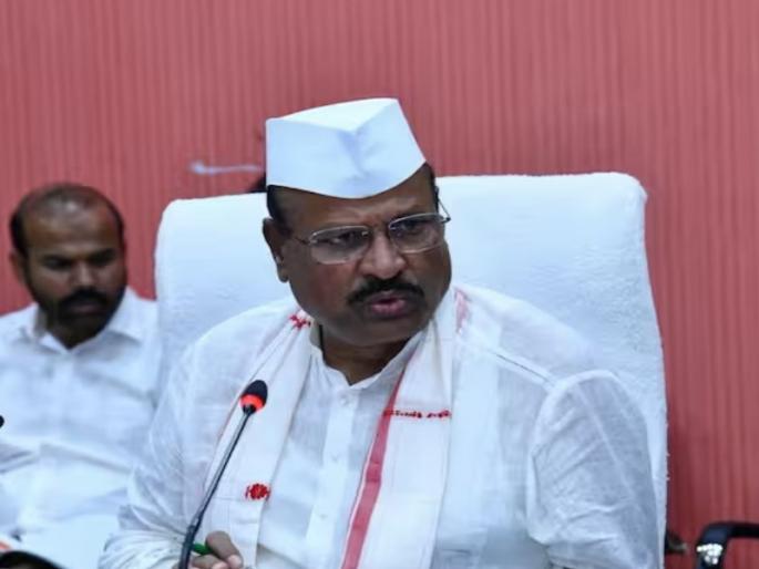 All Pawar family are good May their power remain the same Abdul Sattar eulogy on Pawar family | सगळे पवार चांगले...! त्यांची ‘पॉवर’ अशीच राहो; अब्दुल सत्तार यांची पवार कुटुंबियांवर स्तुतीसुमने All Pawar family are good May their power remain the same Abdul Sattar eulogy on Pawar family | सगळे पवार चांगले...! त्यांची ‘पॉवर’ अशीच राहो; अब्दुल सत्तार यांची पवार कुटुंबियांवर स्तुतीसुमने