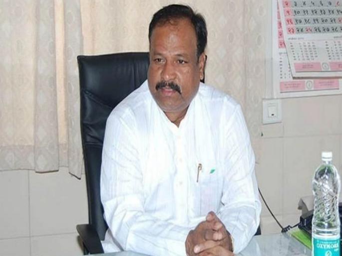 Due to non-election, Abdul Sattar resigns from Congress District President's post | उमेदवारी न मिळाल्याने अब्दुल सत्तार यांचा काँग्रेस जिल्हाध्यक्ष पदाचा राजीनामा Due to non-election, Abdul Sattar resigns from Congress District President's post | उमेदवारी न मिळाल्याने अब्दुल सत्तार यांचा काँग्रेस जिल्हाध्यक्ष पदाचा राजीनामा