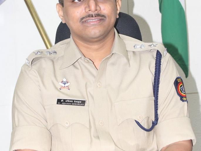 Kolhapur: The makers of crackers of crackers are not allowed at midnight: Dr. Abhinav Deshmukh | कोल्हापूर :मध्यरात्री फटाक्यांचे बार काढणाऱ्यांची गय नाही : डॉ. अभिनव देशमुख Kolhapur: The makers of crackers of crackers are not allowed at midnight: Dr. Abhinav Deshmukh | कोल्हापूर :मध्यरात्री फटाक्यांचे बार काढणाऱ्यांची गय नाही : डॉ. अभिनव देशमुख