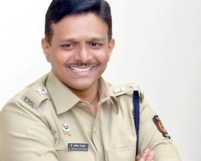 Abhinav Deshmukh awarded Internal Security Services Medal | अभिनव देशमुख यांना आंतरिक सुरक्षा सेवा पदक जाहीर Abhinav Deshmukh awarded Internal Security Services Medal | अभिनव देशमुख यांना आंतरिक सुरक्षा सेवा पदक जाहीर