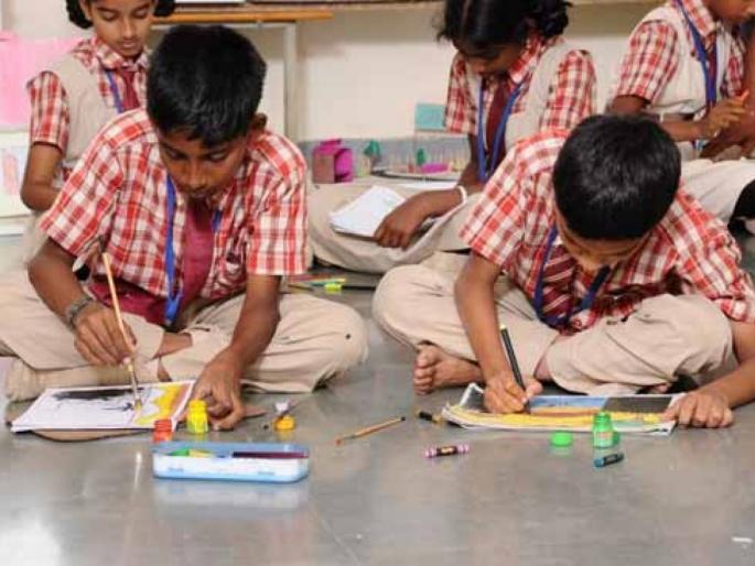 First place to study even during Diwali holidays; Students' attitude towards learning new things | दिवाळीच्या सुट्टीतही अभ्यासालाच पहिले स्थान; नवीन गोष्टी शिकण्याकडेही विद्यार्थ्यांचा कल First place to study even during Diwali holidays; Students' attitude towards learning new things | दिवाळीच्या सुट्टीतही अभ्यासालाच पहिले स्थान; नवीन गोष्टी शिकण्याकडेही विद्यार्थ्यांचा कल