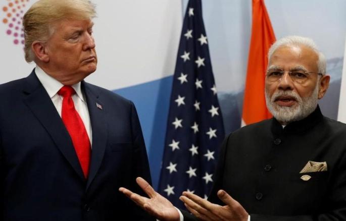 Coronavirus: India's answer to Donald Trump's threat about hydroxicloriquin tablet MMG | Coronavirus: 'ही' ती वेळ नाही, डोनाल्ड ट्रम्प यांच्या धमकीला भारताचं सणसणीत उत्तर  Coronavirus: India's answer to Donald Trump's threat about hydroxicloriquin tablet MMG | Coronavirus: 'ही' ती वेळ नाही, डोनाल्ड ट्रम्प यांच्या धमकीला भारताचं सणसणीत उत्तर
