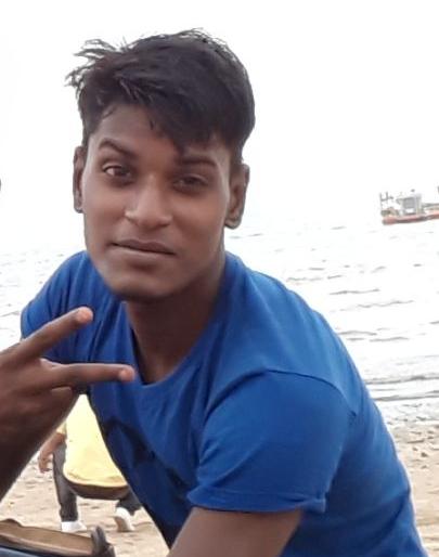 The accused escaped from a running train | धावत्या ट्रेनमधून आरोपी पळाला