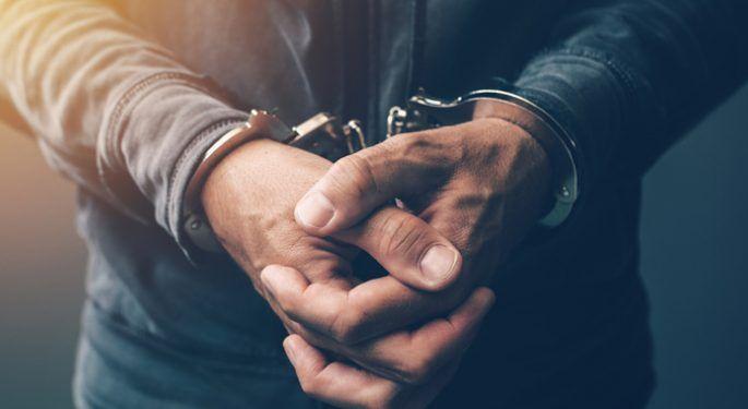 Arrested accused, who has been in hiding from the police for 42 years | पोलिसांसोबत ४२ वर्षे लपवाछपवी करणारा गजाआड Arrested accused, who has been in hiding from the police for 42 years | पोलिसांसोबत ४२ वर्षे लपवाछपवी करणारा गजाआड