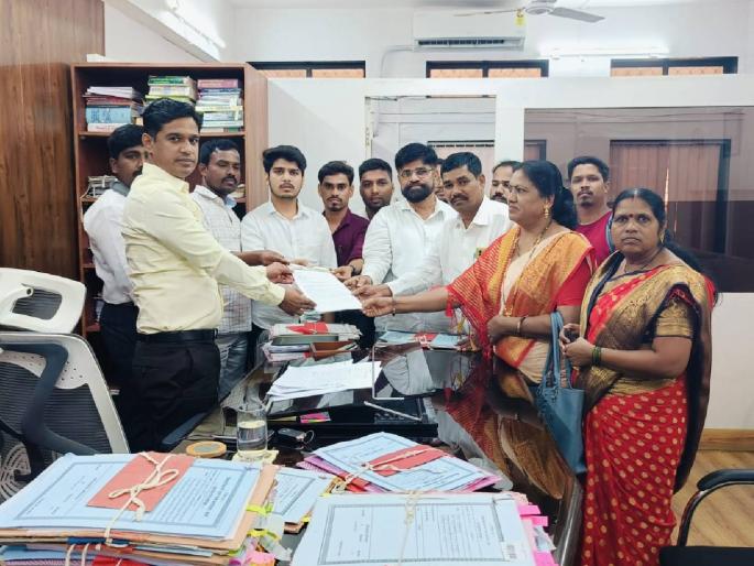 Samyak Student Protest at Thane Collector's Office; Know what the case is? | ठाणे जिल्हाधिकारी कार्यालयावर सम्यक विद्यार्थी आंदोलन; जाणून घ्या प्रकरण काय? Samyak Student Protest at Thane Collector's Office; Know what the case is? | ठाणे जिल्हाधिकारी कार्यालयावर सम्यक विद्यार्थी आंदोलन; जाणून घ्या प्रकरण काय?