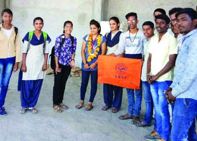 Students' Election: ABVP's candidates win | छात्रसंघ निवडणूक: वाशिम शहरासह जिल्ह्यातील सर्वाधिक महाविद्यालयांवर अभाविपचा वरचष्मा Students' Election: ABVP's candidates win | छात्रसंघ निवडणूक: वाशिम शहरासह जिल्ह्यातील सर्वाधिक महाविद्यालयांवर अभाविपचा वरचष्मा