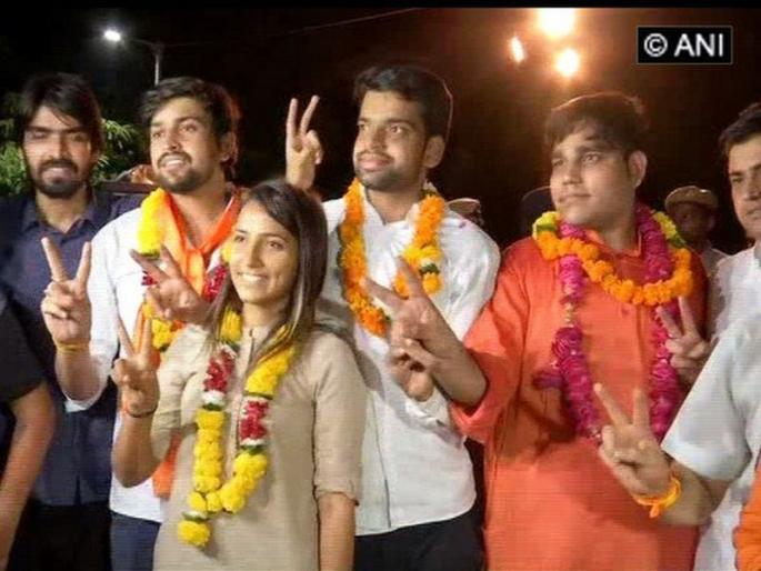 In the elections of Dusu, ABVP has three seats | डुसूच्या निवडणुकीत अभाविपला तीन जागा