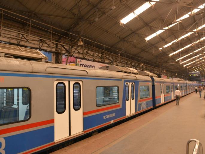 air conditioning localtrain late The schedule of simple trains collapses | एसी लोकलची हवा करतेय घामाघूम; साध्या गाड्यांचे वेळापत्रक कोलमडल्याने तारांबळ air conditioning localtrain late The schedule of simple trains collapses | एसी लोकलची हवा करतेय घामाघूम; साध्या गाड्यांचे वेळापत्रक कोलमडल्याने तारांबळ