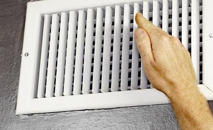 CoronaVirus: The air-conditioned system in the office is now closed | CoronaVirus : कार्यालयातील वातानुकूलित यंत्रणाही आता बंद CoronaVirus: The air-conditioned system in the office is now closed | CoronaVirus : कार्यालयातील वातानुकूलित यंत्रणाही आता बंद