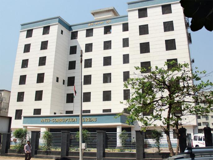 34 trap cases successful in 6 months in Pune Shackles on bribe takers | Anti Corruption Bureau: पुण्यात ६ महिन्यांत ३४ सापळा केसेस यशस्वी; लाचखोरांना ठोकल्या बेड्या 34 trap cases successful in 6 months in Pune Shackles on bribe takers | Anti Corruption Bureau: पुण्यात ६ महिन्यांत ३४ सापळा केसेस यशस्वी; लाचखोरांना ठोकल्या बेड्या