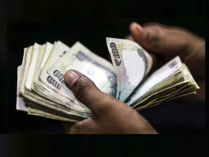 Female sanitation worker also bribed, ACB caught her while taking bribe for correction in birth certificate | महिला सफाई कामगारही लाचखोर, जन्मप्रमाणपत्रात दुरुस्तीसाठी लाच घेताना एसीबीने पकडले Female sanitation worker also bribed, ACB caught her while taking bribe for correction in birth certificate | महिला सफाई कामगारही लाचखोर, जन्मप्रमाणपत्रात दुरुस्तीसाठी लाच घेताना एसीबीने पकडले
