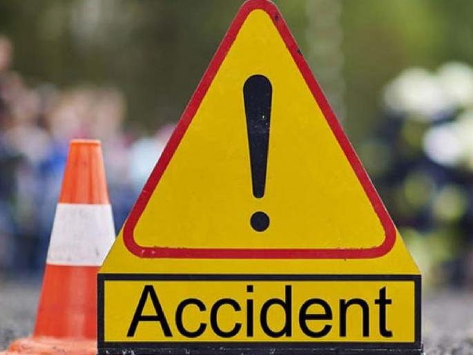 Two wheeler-tractor accident kills two on the spot in Kadegaon sangli | Accident: भरधाव वेगामुळे झाला घात, कडेगावात दुचाकी-ट्रॅक्टर अपघात दोघे जागीच ठार Two wheeler-tractor accident kills two on the spot in Kadegaon sangli | Accident: भरधाव वेगामुळे झाला घात, कडेगावात दुचाकी-ट्रॅक्टर अपघात दोघे जागीच ठार