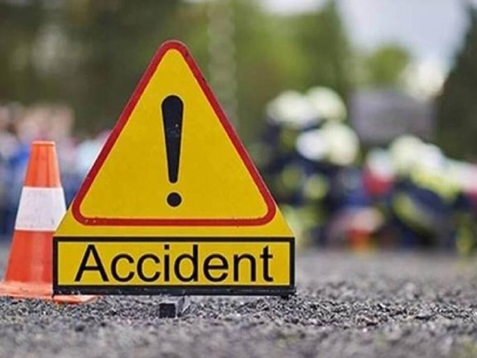 Woman dies after her saree gets stuck in the wheel of a bike, an incident in Satara | दुचाकीच्या चाकात साडी अडकून पडल्याने महिलेचा मृत्यू, साताऱ्यातील घटना Woman dies after her saree gets stuck in the wheel of a bike, an incident in Satara | दुचाकीच्या चाकात साडी अडकून पडल्याने महिलेचा मृत्यू, साताऱ्यातील घटना