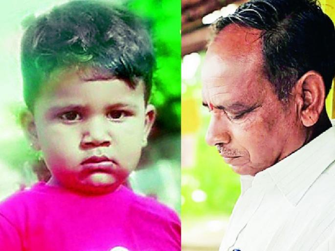 old man and a child died as a Freight truck hits on bike at kamptee nagpur | भरधाव ट्रकने आजाेबासह नातवाला उडविले; सून गंभीर जखमी old man and a child died as a Freight truck hits on bike at kamptee nagpur | भरधाव ट्रकने आजाेबासह नातवाला उडविले; सून गंभीर जखमी