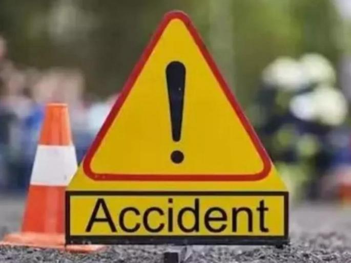 As it was the festival of Ramadan Eid he went home after cutting his hair A young man died after being hit by a bike while traveling on the road | रमजान ईदचा सण असल्याने केस कटिंग करून घरी निघाला; रस्ता ओलांडताना दुचाकीची धडक, तरुणाचा मृत्यू As it was the festival of Ramadan Eid he went home after cutting his hair A young man died after being hit by a bike while traveling on the road | रमजान ईदचा सण असल्याने केस कटिंग करून घरी निघाला; रस्ता ओलांडताना दुचाकीची धडक, तरुणाचा मृत्यू