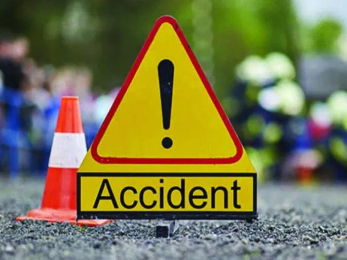 College girl dies in collision with PMP on Paud road Young biker injured | पौड रस्त्यावर पीएमपीच्या धडकेत महाविद्यालयीन तरुणीचा मृत्यू; दुचाकीस्वार तरुण जखमी College girl dies in collision with PMP on Paud road Young biker injured | पौड रस्त्यावर पीएमपीच्या धडकेत महाविद्यालयीन तरुणीचा मृत्यू; दुचाकीस्वार तरुण जखमी