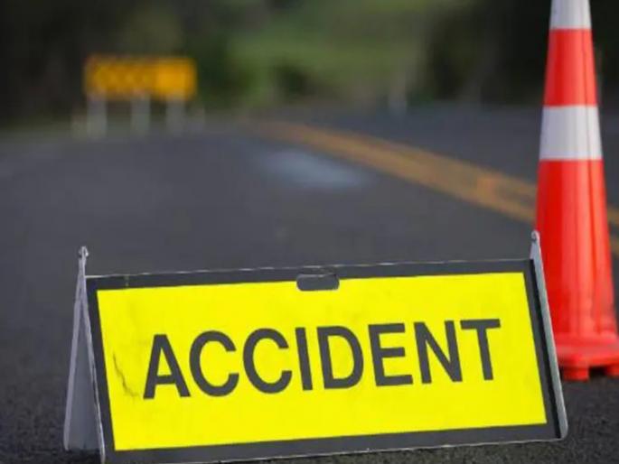 Even walking on the road in Pune is difficult Increase accident common people are being victimized | Pune: पुण्यात रस्त्यावरून चालणेही अवघड; उडवाउडवीच्या घटनेत वाढ, सामान्यांचा जातोय बळी Even walking on the road in Pune is difficult Increase accident common people are being victimized | Pune: पुण्यात रस्त्यावरून चालणेही अवघड; उडवाउडवीच्या घटनेत वाढ, सामान्यांचा जातोय बळी