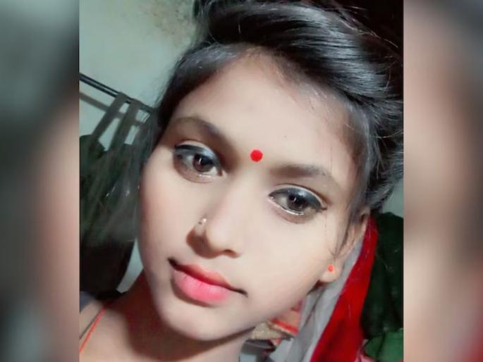 driver was enjoying watching the reel the grooms car fell into the ditch and his niece died | भीषण अपघात! कार चालवताना रील पाहत होता ड्रायव्हर; नवरदेवाच्या भाचीचा मृत्यू, ५ गंभीर जखमी driver was enjoying watching the reel the grooms car fell into the ditch and his niece died | भीषण अपघात! कार चालवताना रील पाहत होता ड्रायव्हर; नवरदेवाच्या भाचीचा मृत्यू, ५ गंभीर जखमी