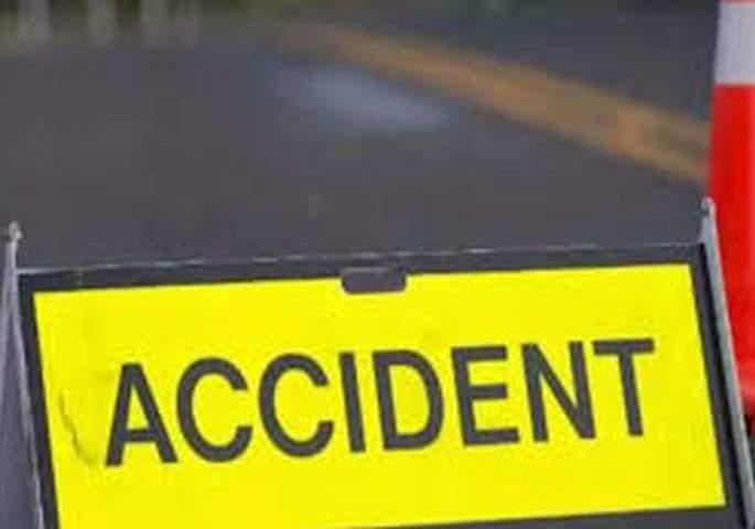 accident two youths killed on chakan ambethan road one seriously injured | Accident: चाकण - आंबेठाण रस्त्यावर गाडीच्या धडकेत दोन युवकांचा जागीच मृत्यू; एक गंभीर जखमी accident two youths killed on chakan ambethan road one seriously injured | Accident: चाकण - आंबेठाण रस्त्यावर गाडीच्या धडकेत दोन युवकांचा जागीच मृत्यू; एक गंभीर जखमी
