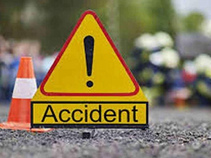 Five employees of the Ertiga car hit the Chakan MIDC and killed five others on the spot | चाकण एमआयडीसीत इर्टिगा कारची तीन दुचाकींना धडक, पाचही कामगार जागीच ठार