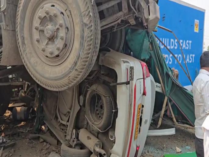 pune crime Accident at Sodtapwadi junction on Gudi Padwa, fortunately no loss of life | ऐन गुढीपाडव्याला सोडतापवाडी फाट्यावर अपघात, सुदैवाने जीवितहानी नाही pune crime Accident at Sodtapwadi junction on Gudi Padwa, fortunately no loss of life | ऐन गुढीपाडव्याला सोडतापवाडी फाट्यावर अपघात, सुदैवाने जीवितहानी नाही