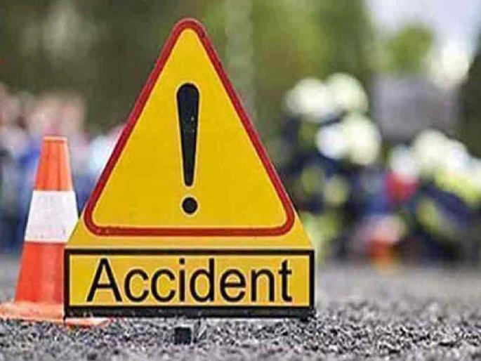 Two brothers die in motorcycle two wheeler collision near Athani | Sangli: अथणीजवळ मोटार-दुचाकी धडकेत दोघा भावांचा मृत्यू  Two brothers die in motorcycle two wheeler collision near Athani | Sangli: अथणीजवळ मोटार-दुचाकी धडकेत दोघा भावांचा मृत्यू