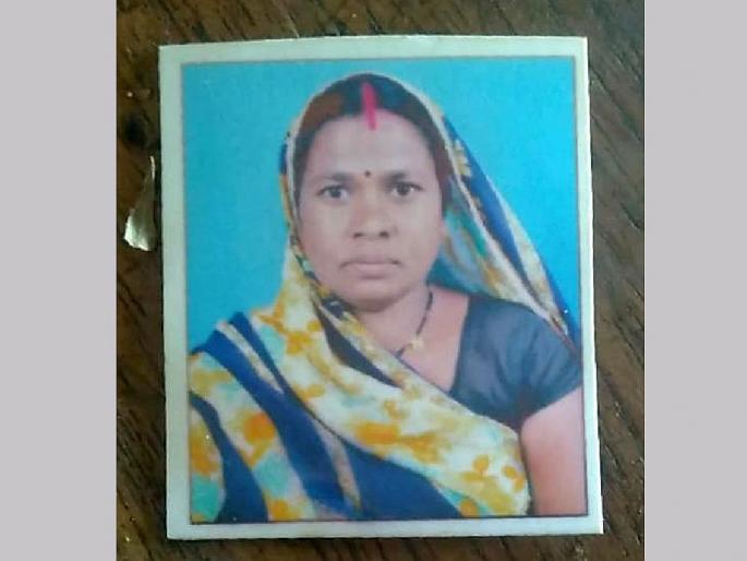 wife dies on the spot, husband critically injured as Tractor hits bike | ट्रॅक्टरची दुचाकीला जबर धडक; पत्नीचा जागीच मृत्यू, पती गंभीर जखमी wife dies on the spot, husband critically injured as Tractor hits bike | ट्रॅक्टरची दुचाकीला जबर धडक; पत्नीचा जागीच मृत्यू, पती गंभीर जखमी